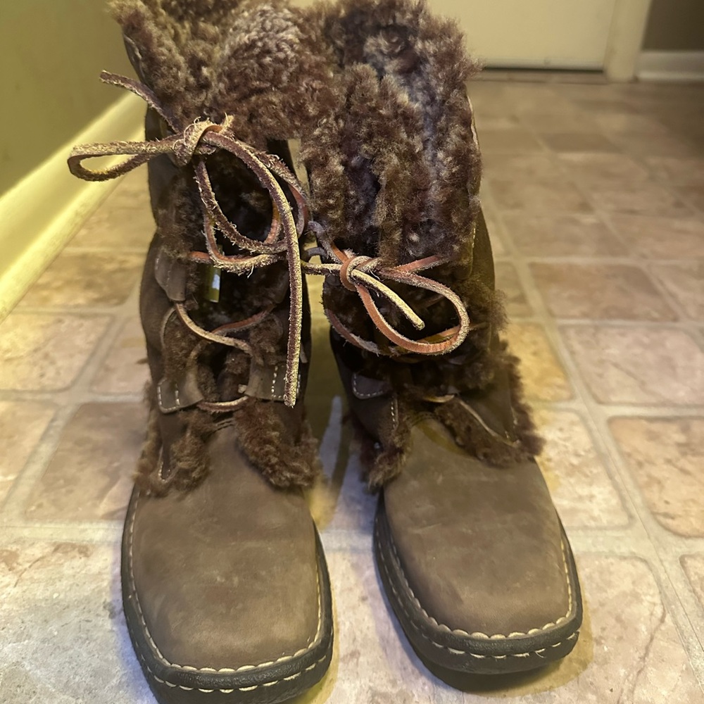 Born Dark Brown Fur-Lined Winter Boots